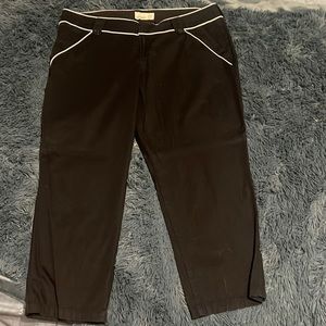 Old Navy black capri slacks with white trim - so cute!  Size 14